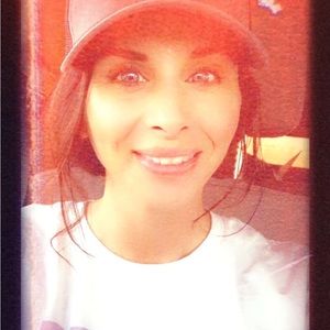 Meet your Posher, Molly